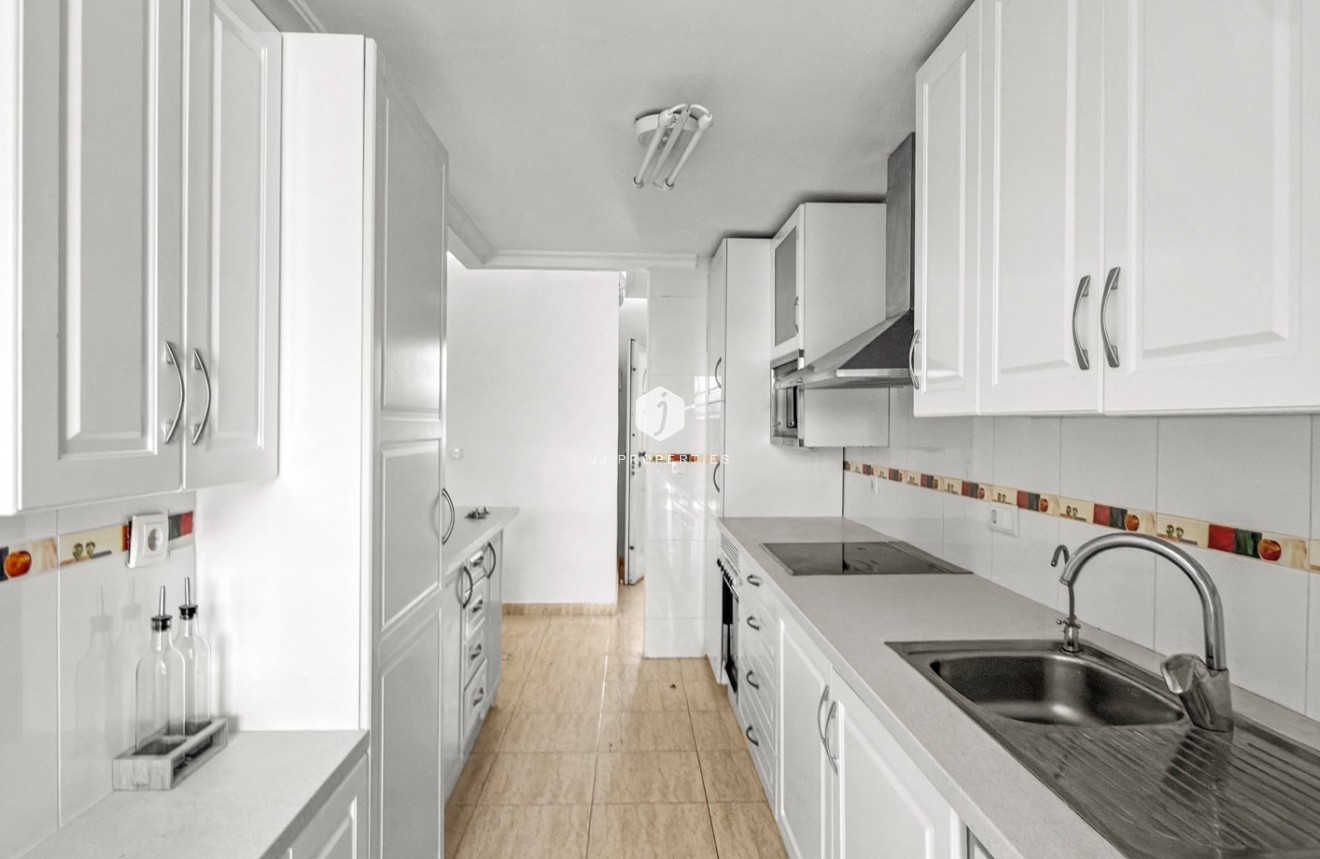 Resale - Apartment / flat -
Orihuela Costa - Costa Blanca