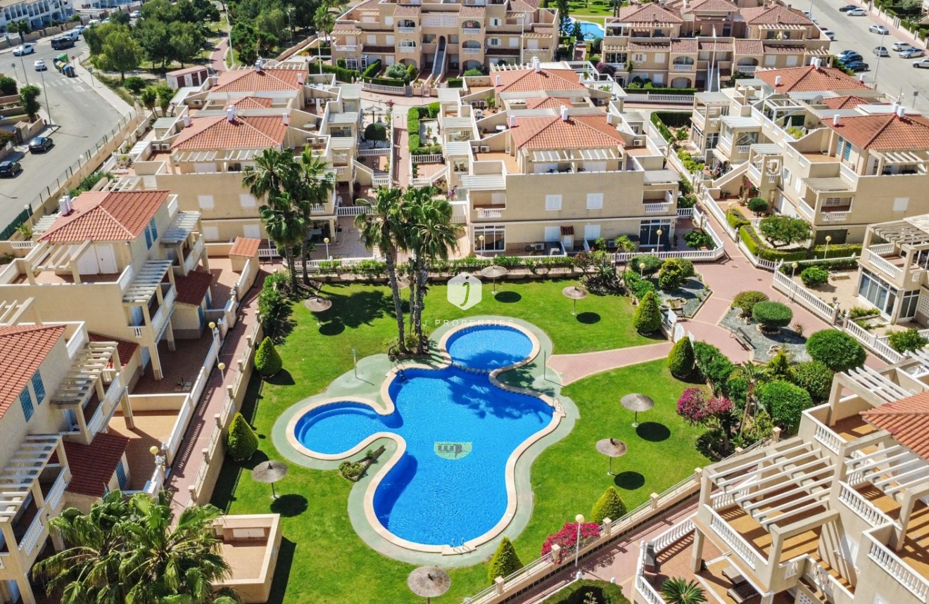 Resale - Apartment / flat -
Orihuela Costa - Costa Blanca