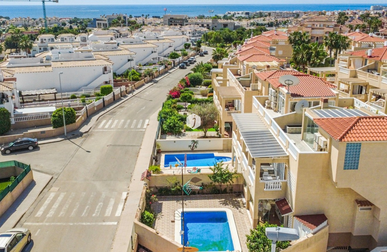 Resale - Apartment / flat -
Orihuela Costa - Costa Blanca