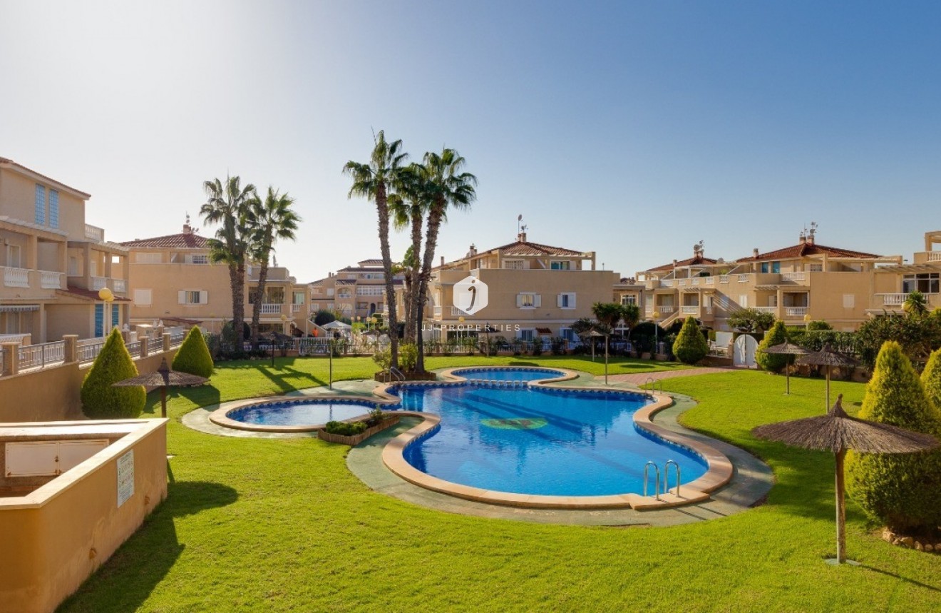 Resale - Apartment / flat -
Orihuela Costa - Costa Blanca