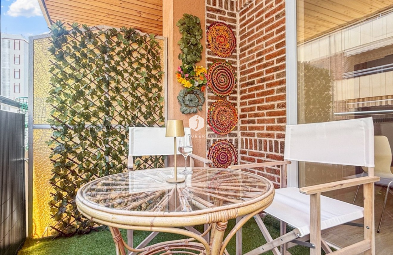 Tweedehands - Appartement / flat -
Torrevieja - Costa Blanca