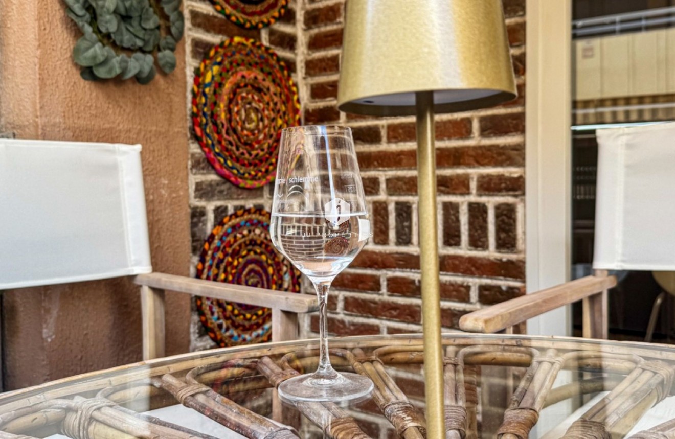 Tweedehands - Appartement / flat -
Torrevieja - Costa Blanca