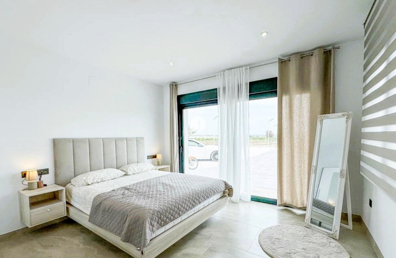Segunda mano - Casa de campo -
Ciudad Quesada - Costa Blanca