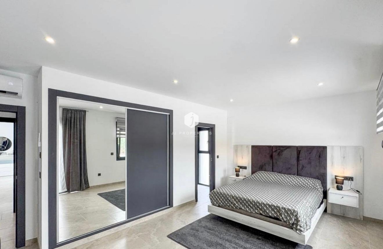 Segunda mano - Casa de campo -
Ciudad Quesada - Costa Blanca