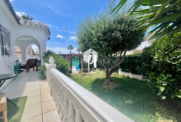 Resale - Villa -
Orihuela Costa - La Florida