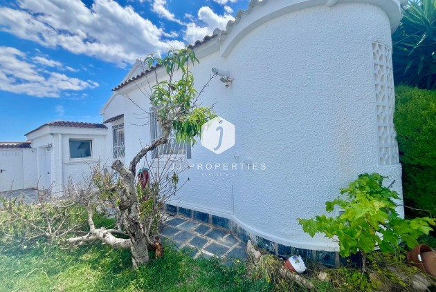 Resale - Villa -
Orihuela Costa - La Florida