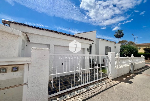 Resale - Villa -
Orihuela Costa - La Florida