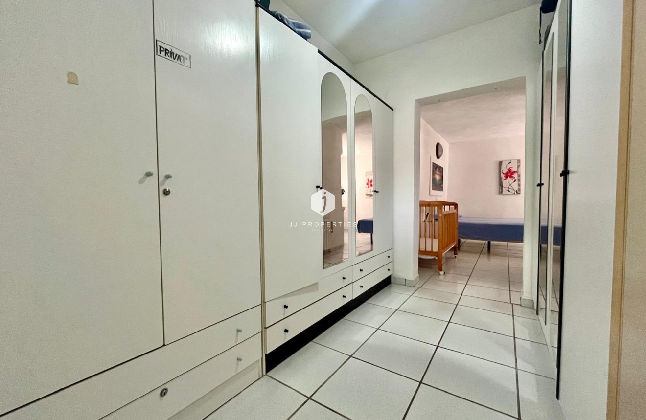 Resale - Villa -
Orihuela Costa - La Florida