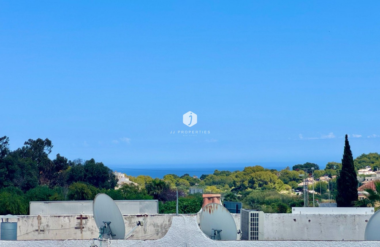 D'occasion - Villa -
San Miguel de Salinas - Blue Lagoon - Galán