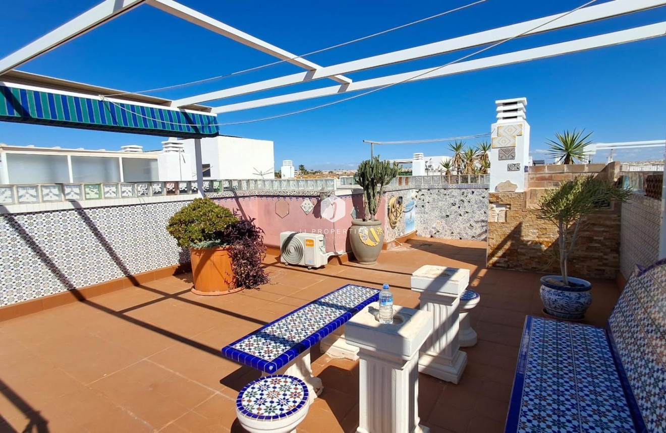 Segunda mano - Ático -
Orihuela Costa - Playa Flamenca
