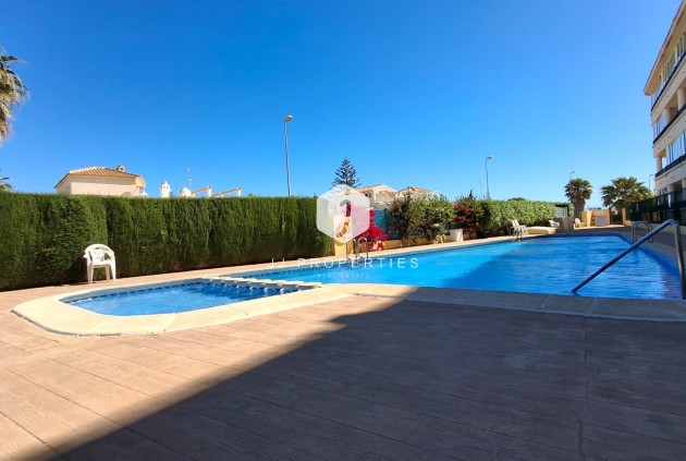 Segunda mano - Ático -
Orihuela Costa - Playa Flamenca