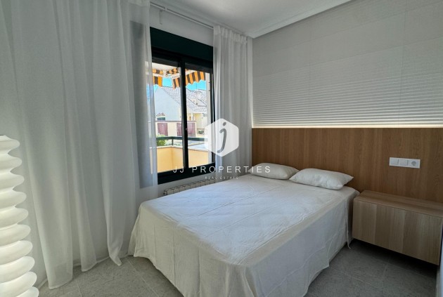 Segunda mano - Apartamento / piso -
Orihuela Costa - Villamartín-las Filipinas