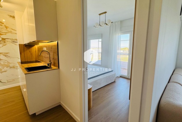 Z drugiej ręki - Daszek -
Torrevieja - Punta prima