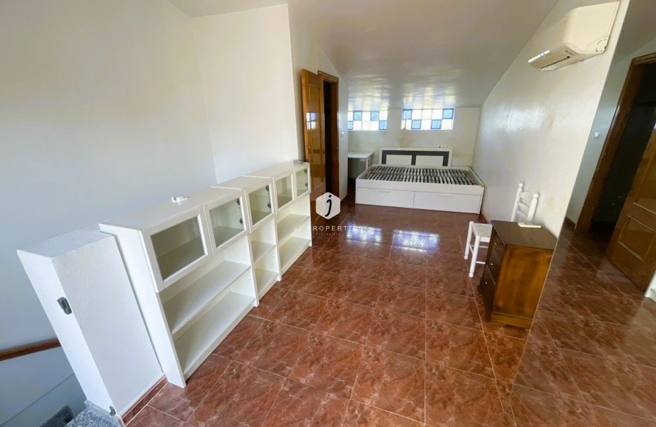 Aus zweiter Hand - Chalet -
Orihuela Costa - Costa Blanca