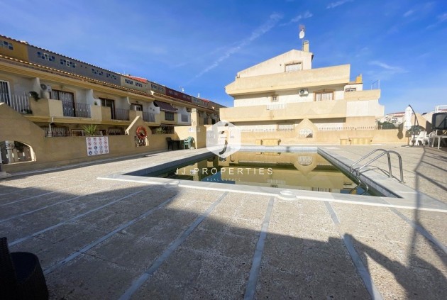 Aus zweiter Hand - Chalet -
Orihuela Costa - Costa Blanca