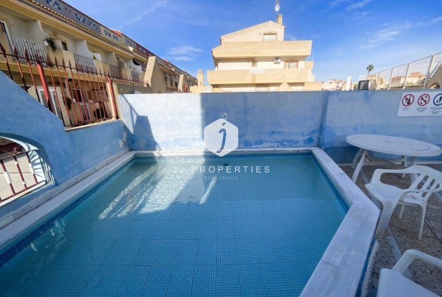 Aus zweiter Hand - Chalet -
Orihuela Costa - Costa Blanca