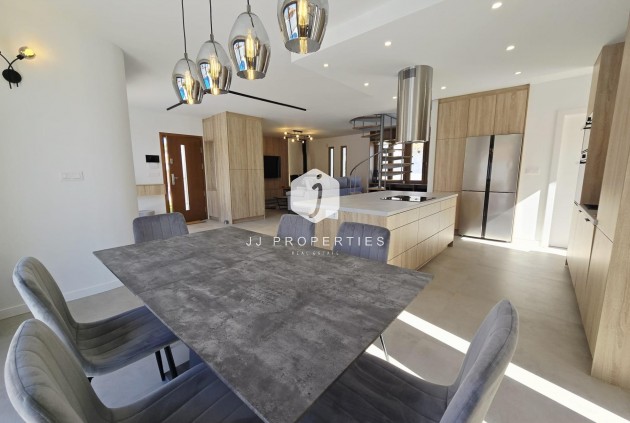 Tweedehands - Villa -
Orihuela Costa - Cabo Roig