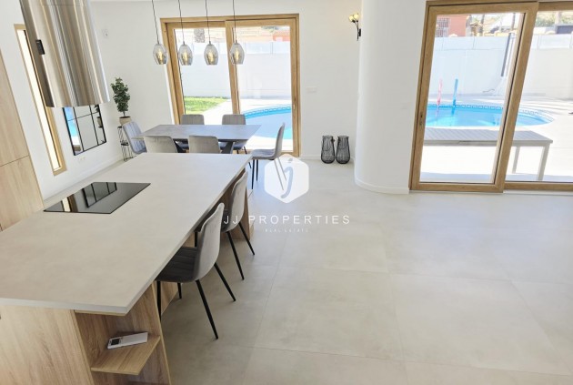 Tweedehands - Villa -
Orihuela Costa - Cabo Roig