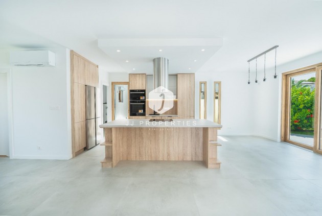 Tweedehands - Villa -
Orihuela Costa - Cabo Roig