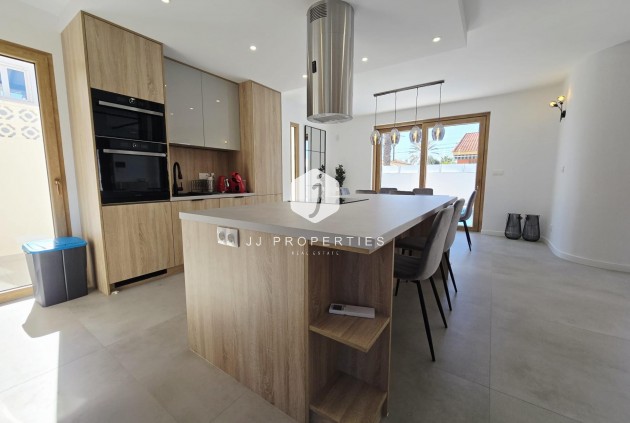 Tweedehands - Villa -
Orihuela Costa - Cabo Roig