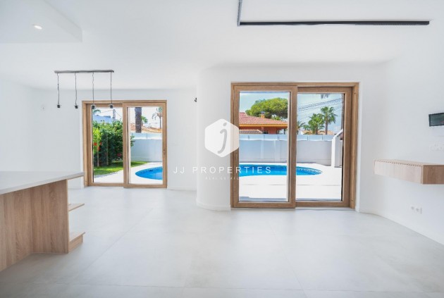 Tweedehands - Villa -
Orihuela Costa - Cabo Roig