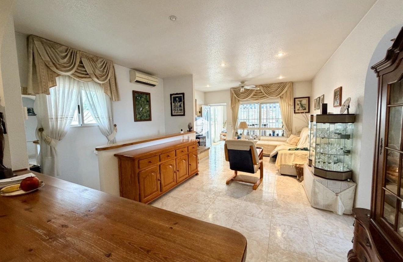 Tweedehands - Villa -
Ciudad Quesada - Costa Blanca