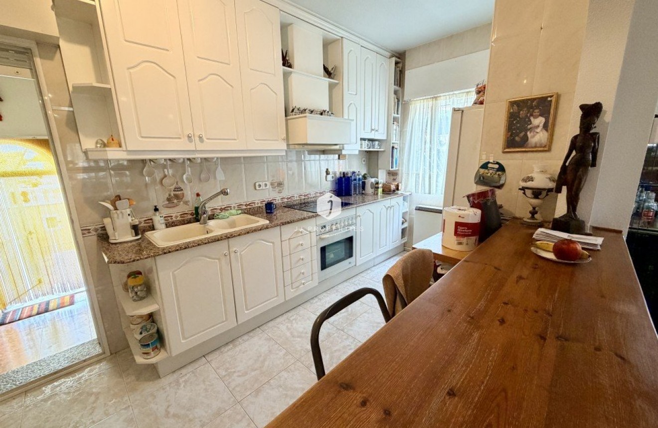 Tweedehands - Villa -
Ciudad Quesada - Costa Blanca