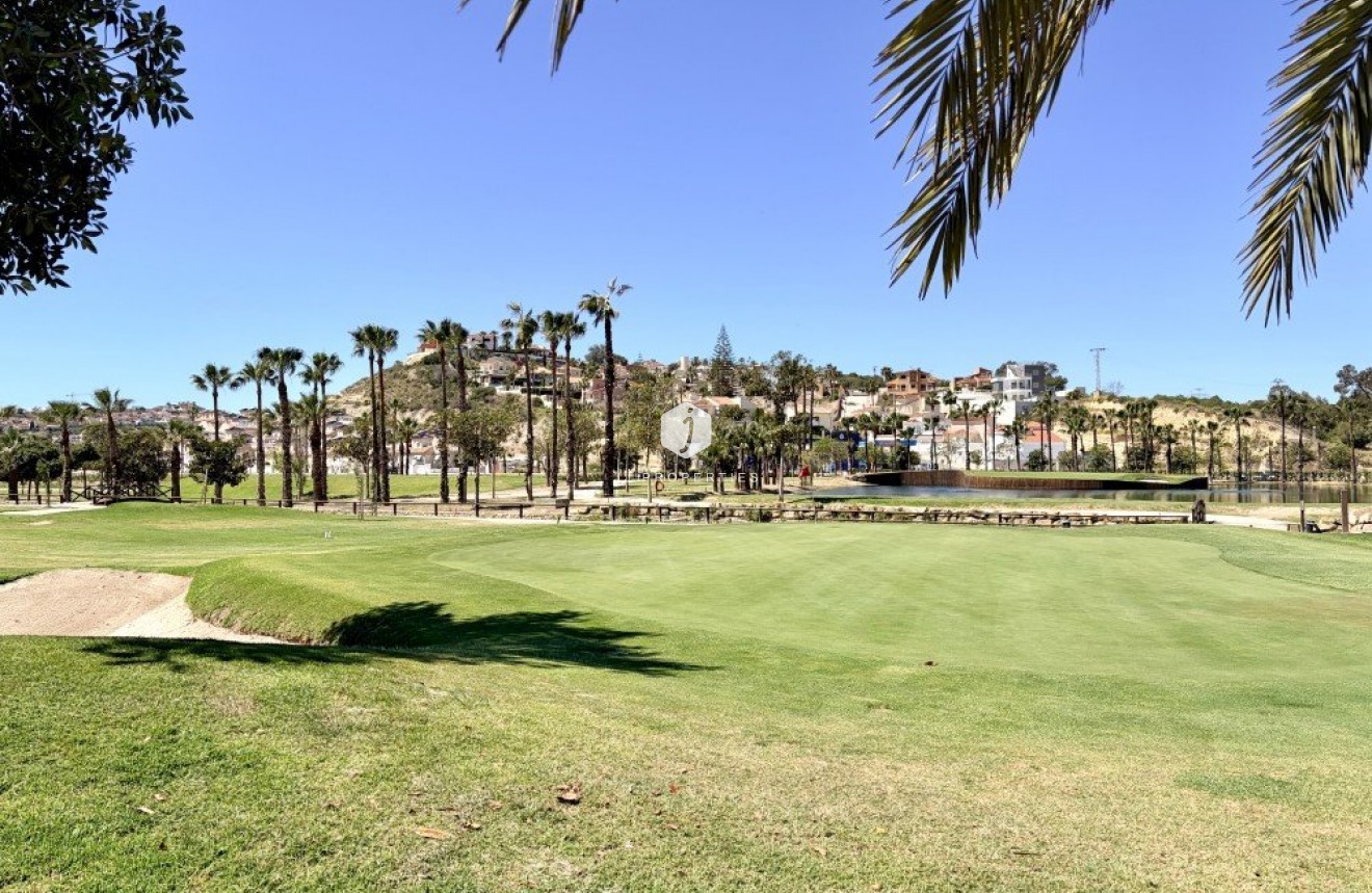 Tweedehands - Villa -
Ciudad Quesada - Costa Blanca