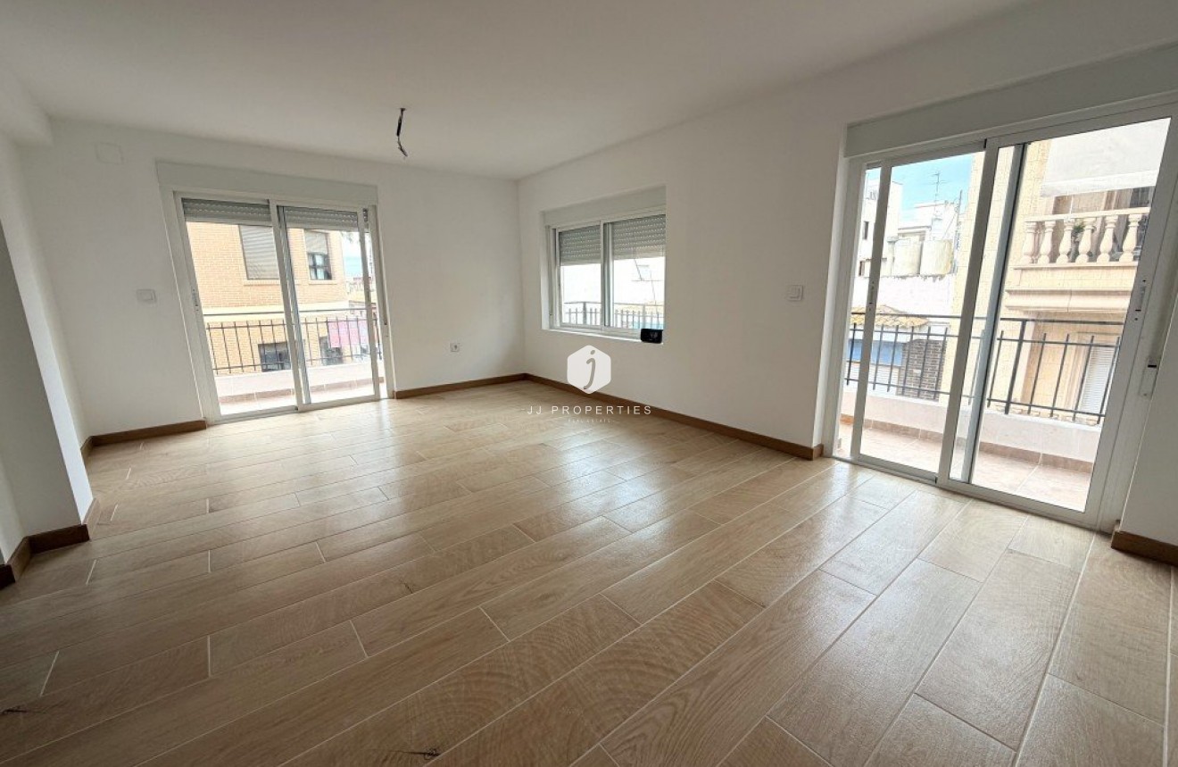 Tweedehands - Appartement / flat -
Rojales - Inland