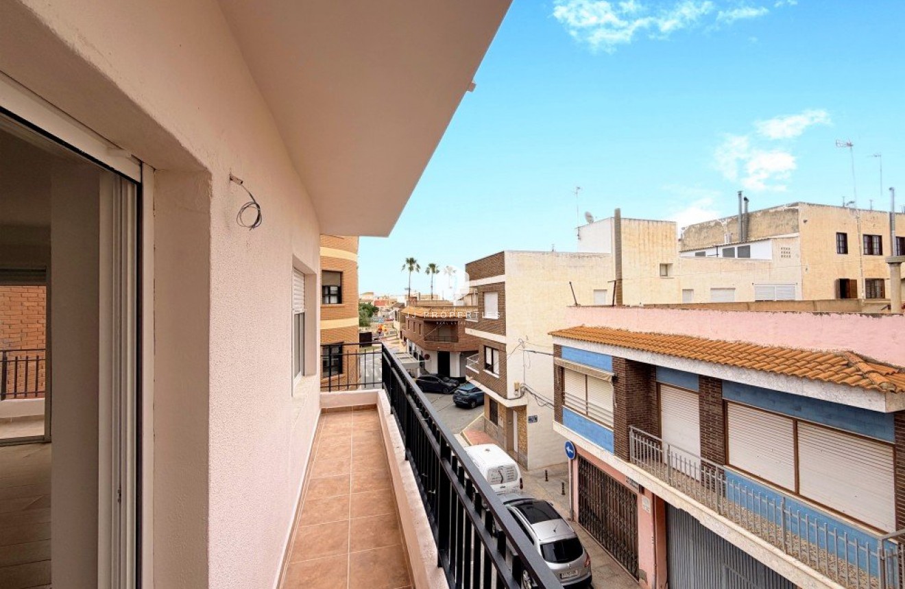Tweedehands - Appartement / flat -
Rojales - Inland