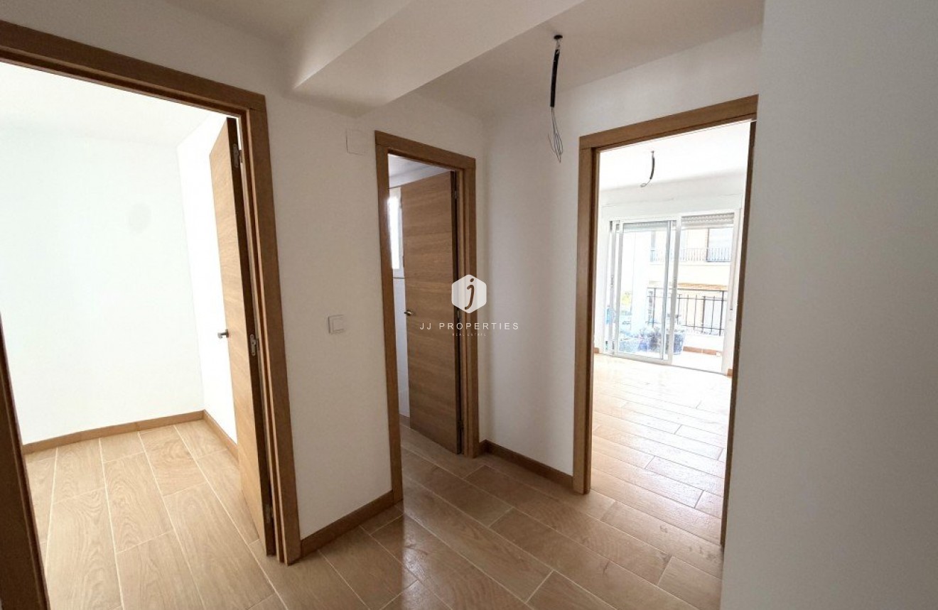 Tweedehands - Appartement / flat -
Rojales - Inland