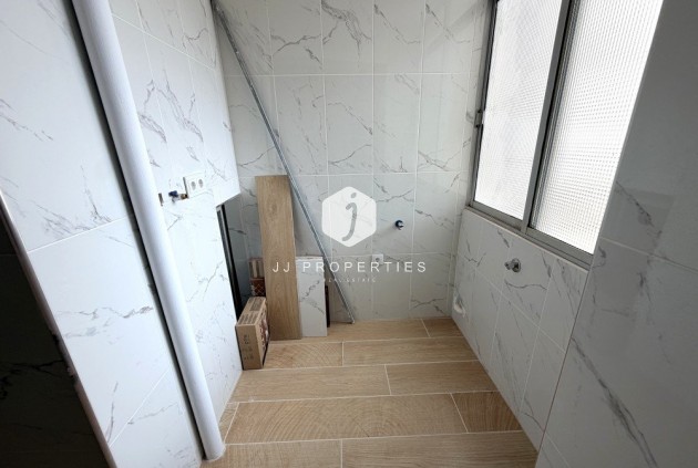 Tweedehands - Appartement / flat -
Rojales - Inland