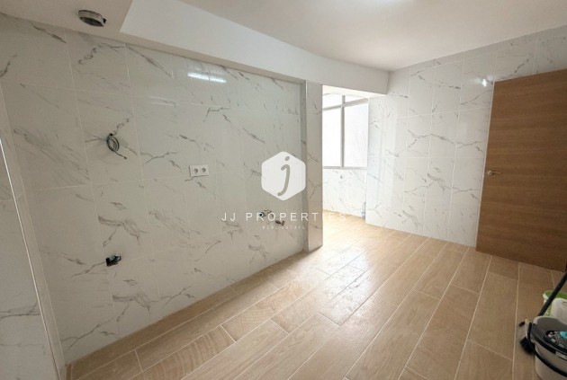 Tweedehands - Appartement / flat -
Rojales - Inland