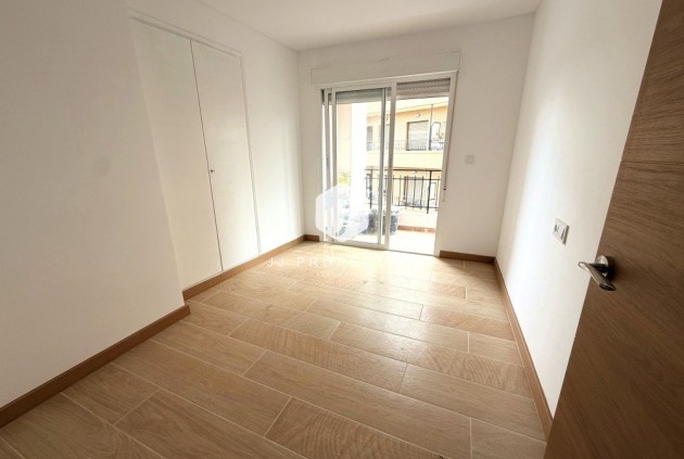 Tweedehands - Appartement / flat -
Rojales - Inland