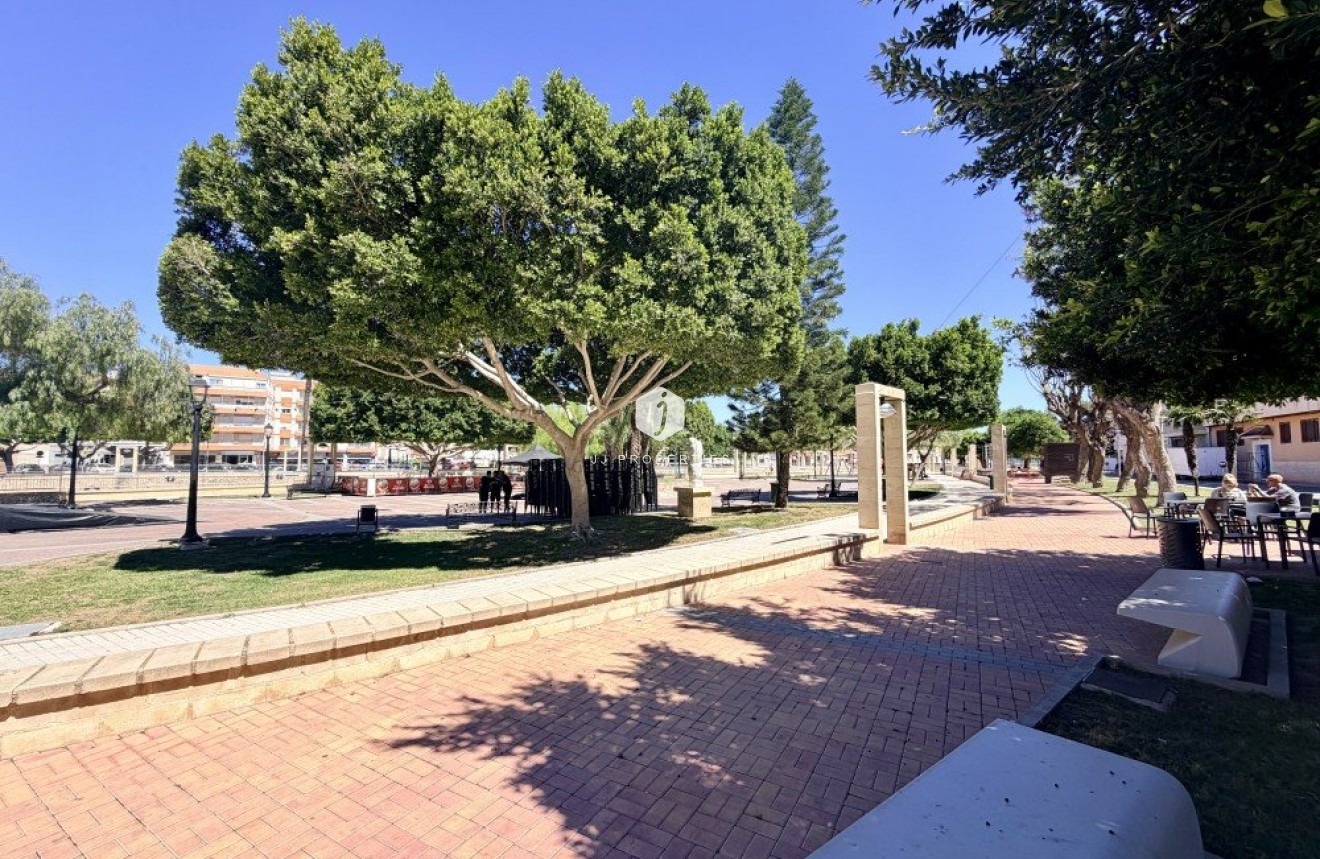 Tweedehands - Appartement / flat -
Rojales - Inland