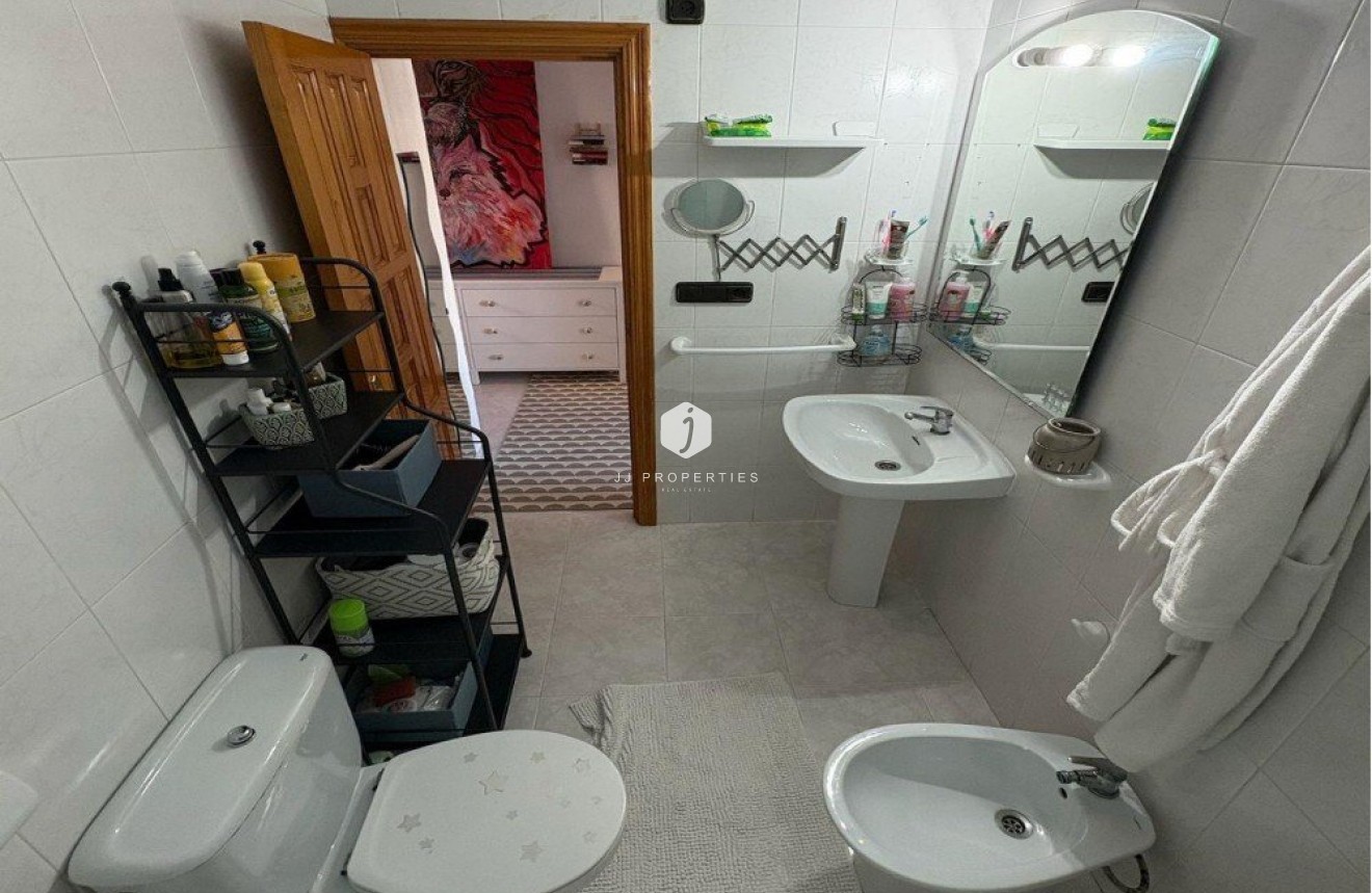 Tweedehands - Chalet -
Ciudad Quesada - Costa Blanca