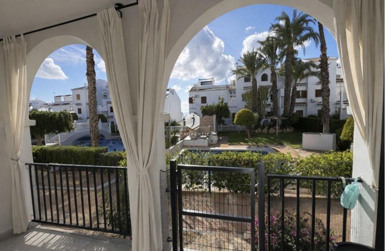 Tweedehands - Chalet -
Ciudad Quesada - Costa Blanca