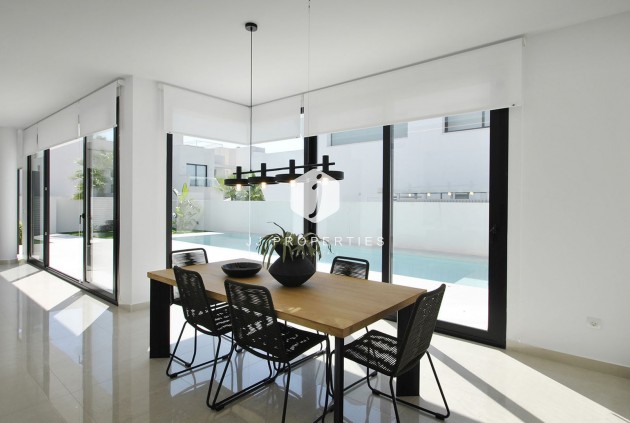 Tweedehands - Villa -
Ciudad Quesada - Costa Blanca