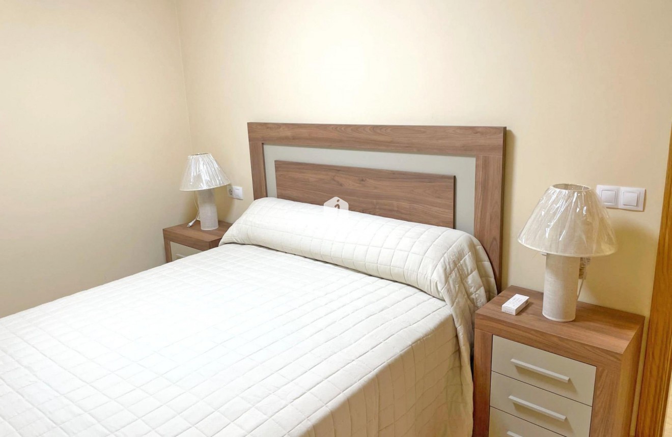 Tweedehands - Appartement / flat -
Guardamar del Segura - puerto deportivo