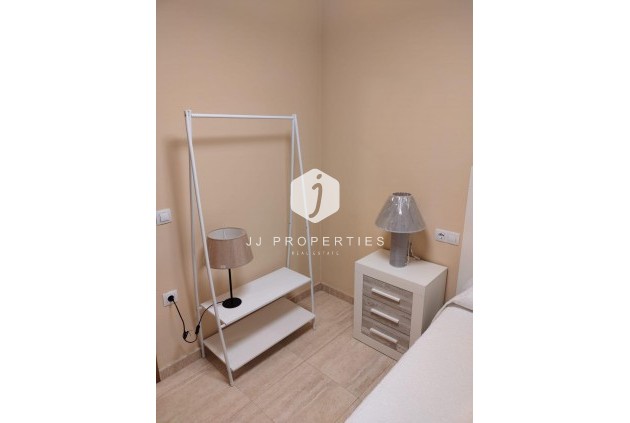 Tweedehands - Appartement / flat -
Guardamar del Segura - puerto deportivo