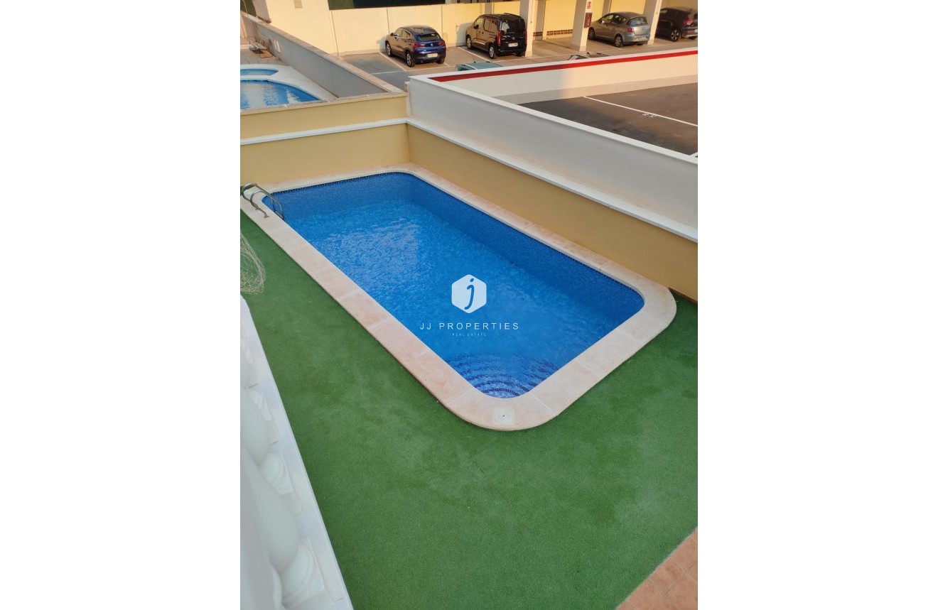 Tweedehands - Appartement / flat -
Guardamar del Segura - puerto deportivo