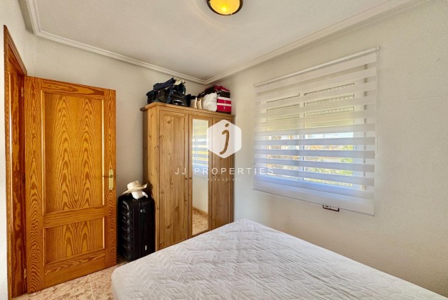 Tweedehands - Chalet -
Orihuela Costa - Las Filipinas