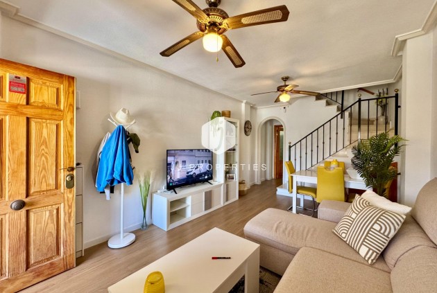 Tweedehands - Chalet -
Orihuela Costa - Las Filipinas