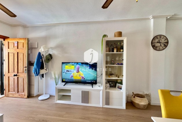 Tweedehands - Chalet -
Orihuela Costa - Las Filipinas
