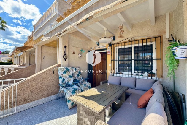 Tweedehands - Chalet -
Orihuela Costa - Las Filipinas