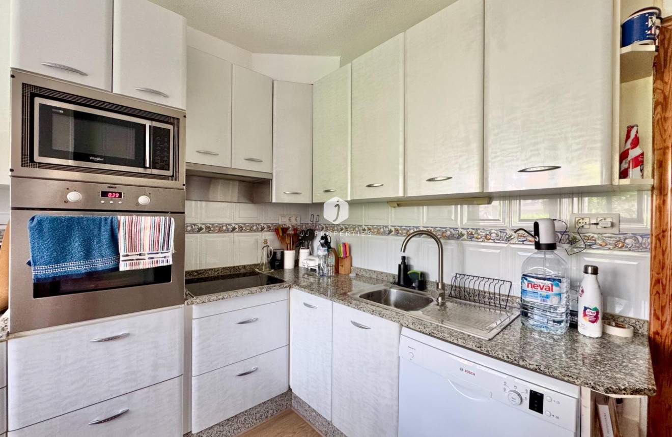 Tweedehands - Chalet -
Orihuela Costa - Las Filipinas