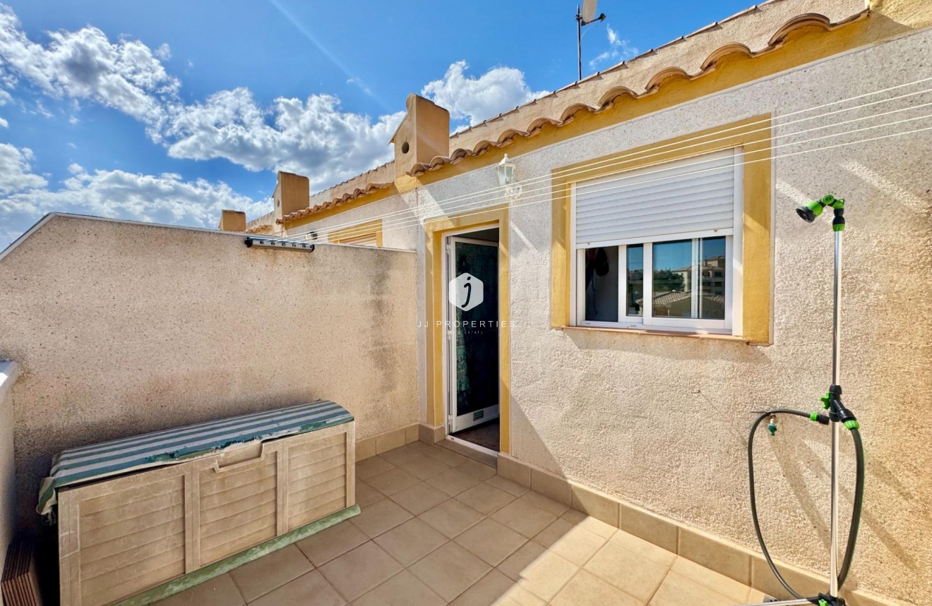 Tweedehands - Chalet -
Orihuela Costa - Las Filipinas