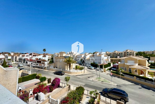 Tweedehands - Chalet -
Orihuela Costa - Las Filipinas