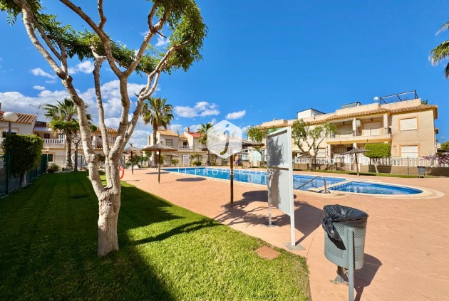 Tweedehands - Chalet -
Orihuela Costa - Las Filipinas