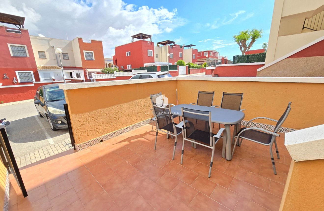 Tweedehands - Appartement / flat -
Orihuela Costa - Costa Blanca